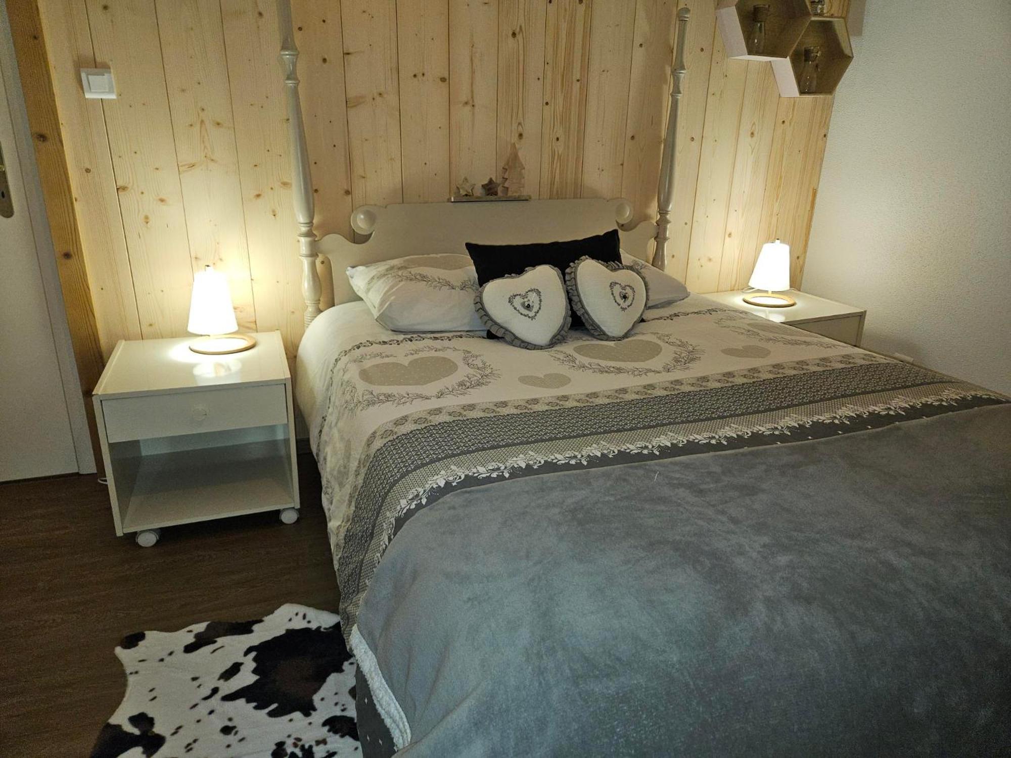 Gite Eglantine 2 à 6 personnes avec SPA DANS RESIDENCE Ventron Extérieur photo