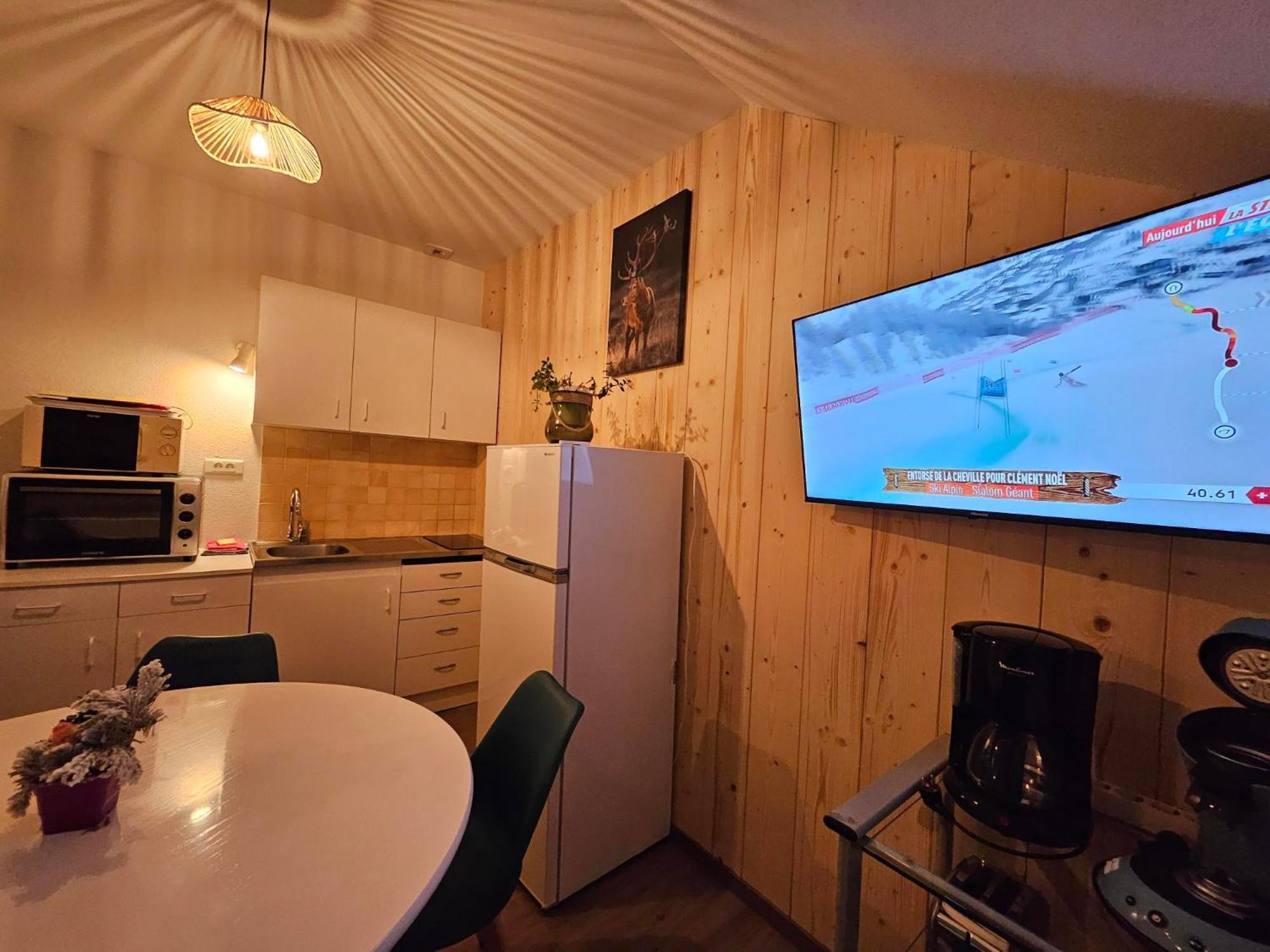 Gite Eglantine 2 à 6 personnes avec SPA DANS RESIDENCE Ventron Extérieur photo