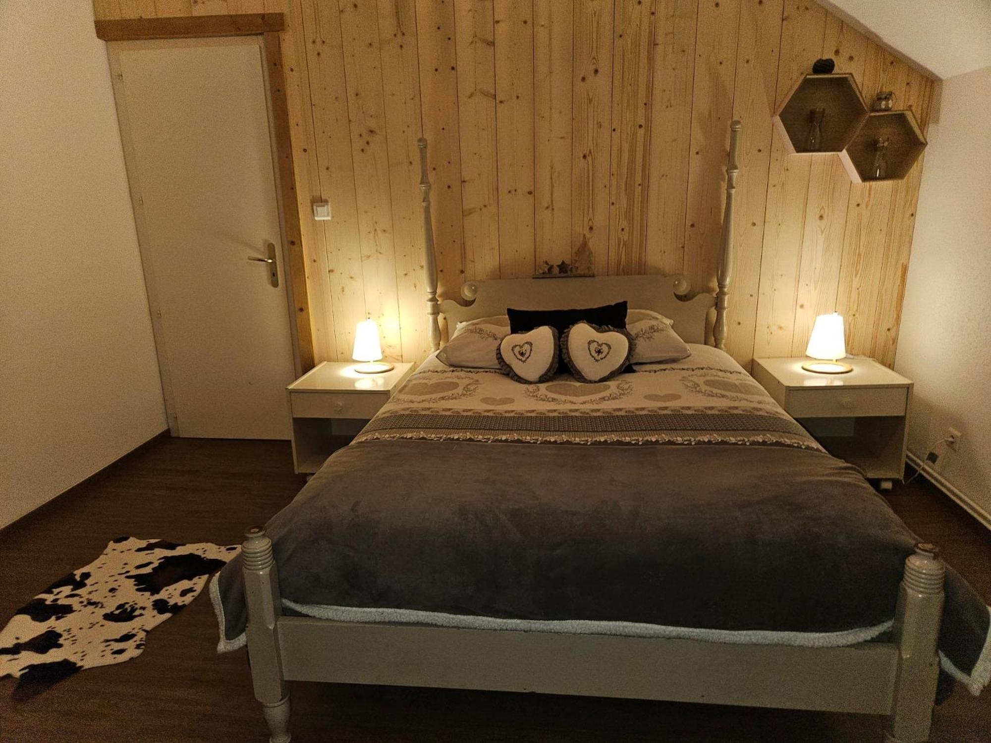 Gite Eglantine 2 à 6 personnes avec SPA DANS RESIDENCE Ventron Extérieur photo